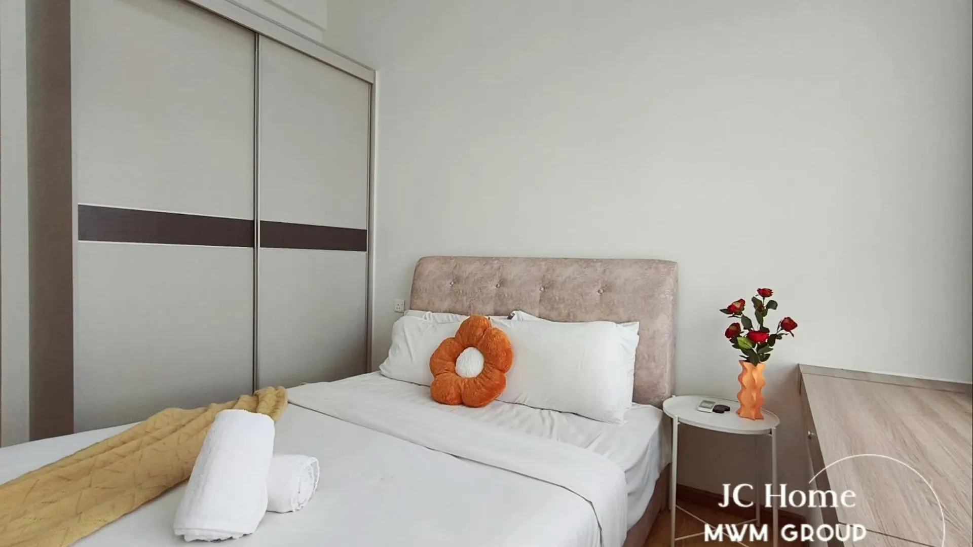 Country Garden Seaview Jchome By Mwm contacts